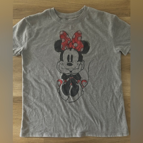 Disney Woman’s Minnie Mouse Graphic T-Shirt – XS- EUC - Picture 2 of 7